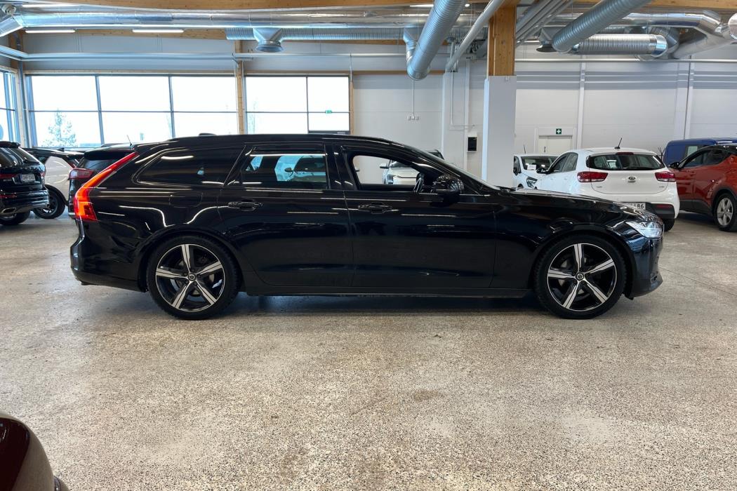 VOLVO V90 2019