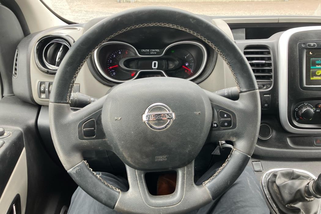 NISSAN NV300 2019