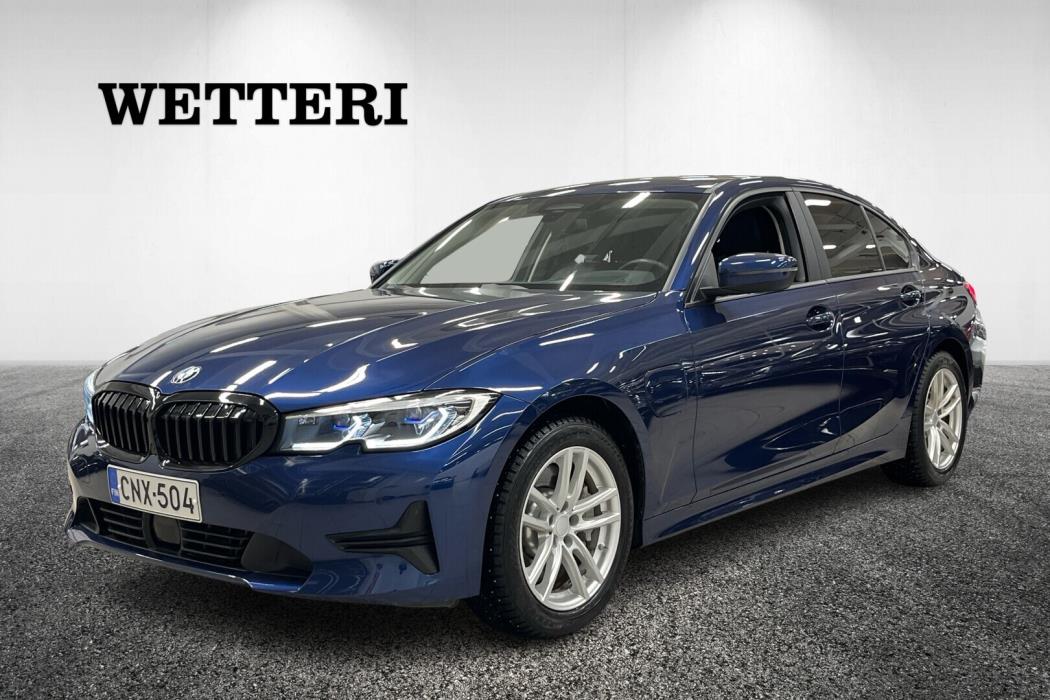 BMW 330 2019