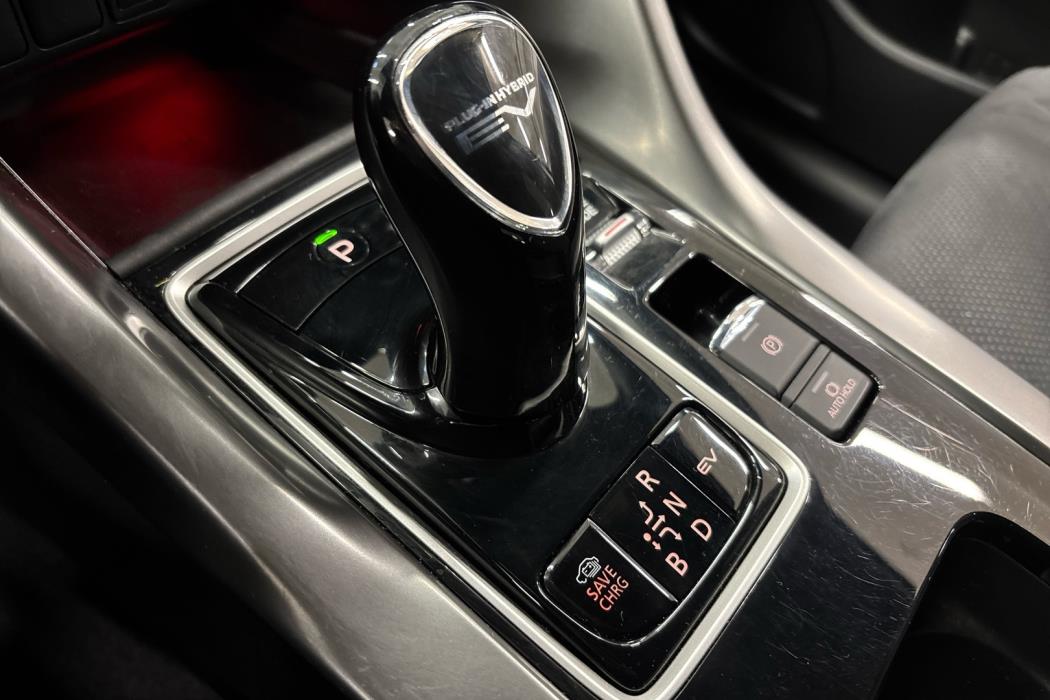 MITSUBISHI Eclipse Cross 2024