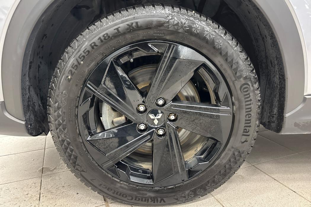 MITSUBISHI Eclipse Cross 2024