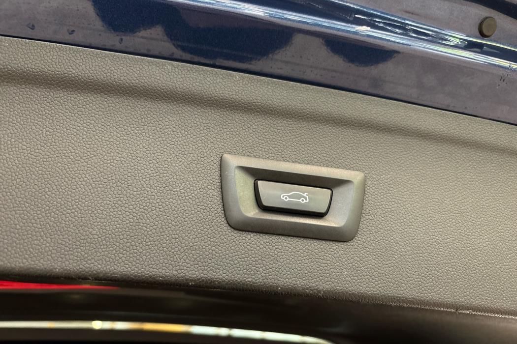 BMW iX 2023