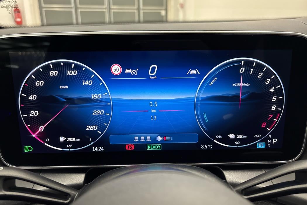 MERCEDES-BENZ GLC 2026