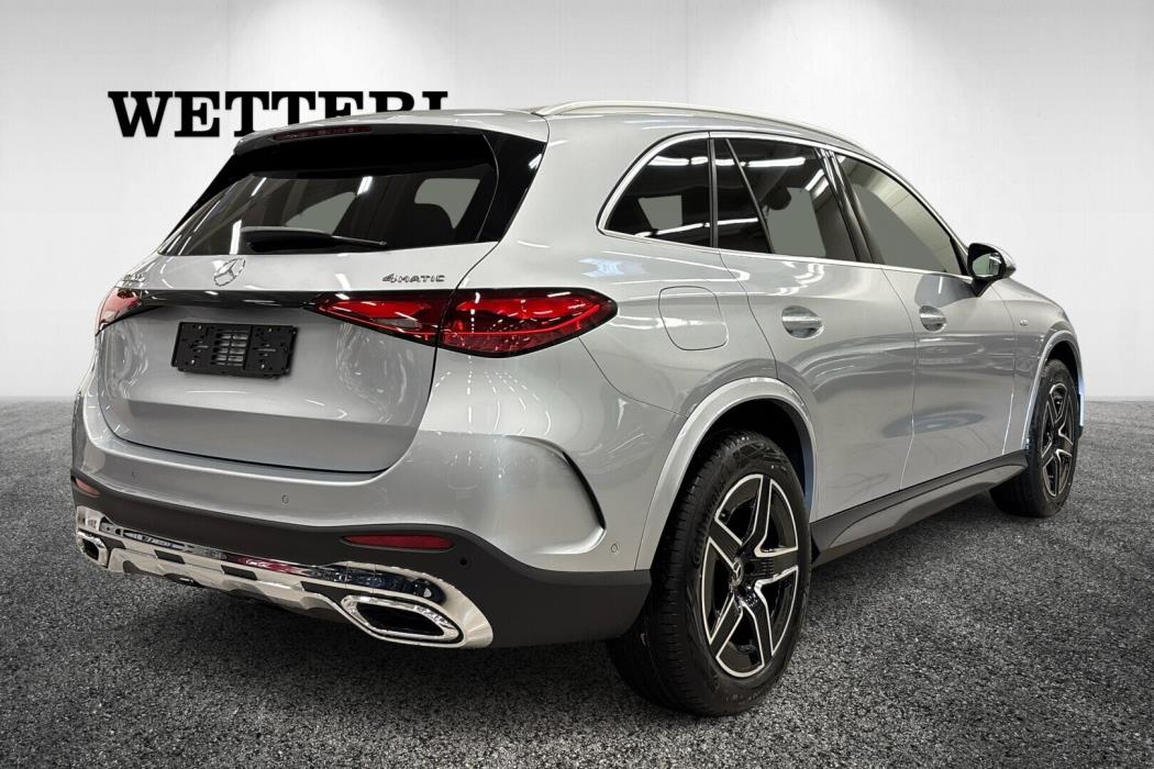 MERCEDES-BENZ GLC 2026