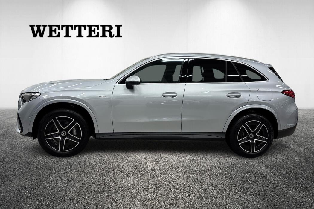 MERCEDES-BENZ GLC 2026