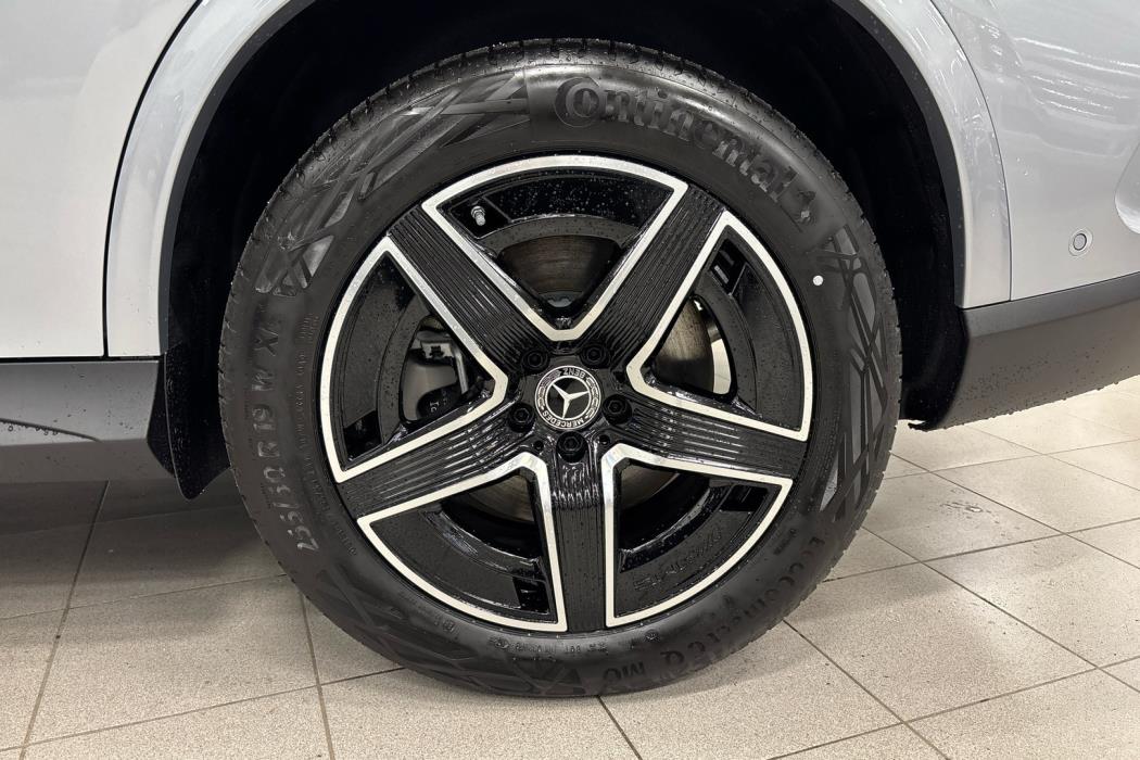 MERCEDES-BENZ GLC 2026