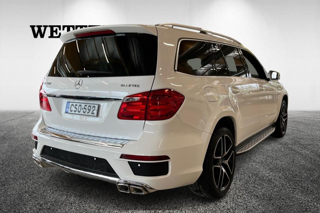 MERCEDES-BENZ GL 2014