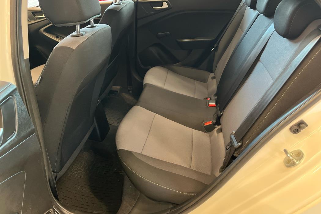 HYUNDAI i20 5d 2017