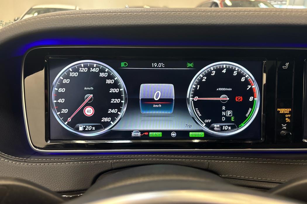 MERCEDES-BENZ S 2014