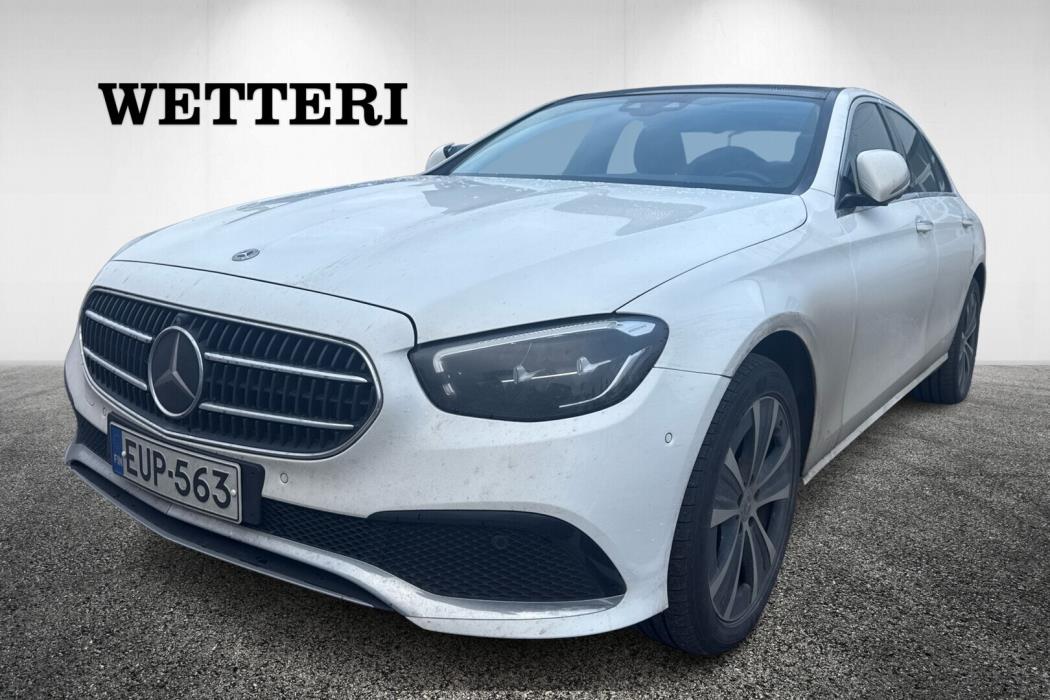 MERCEDES-BENZ E 2023