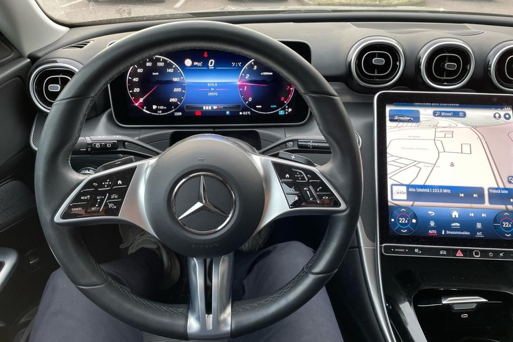 MERCEDES-BENZ C 2023