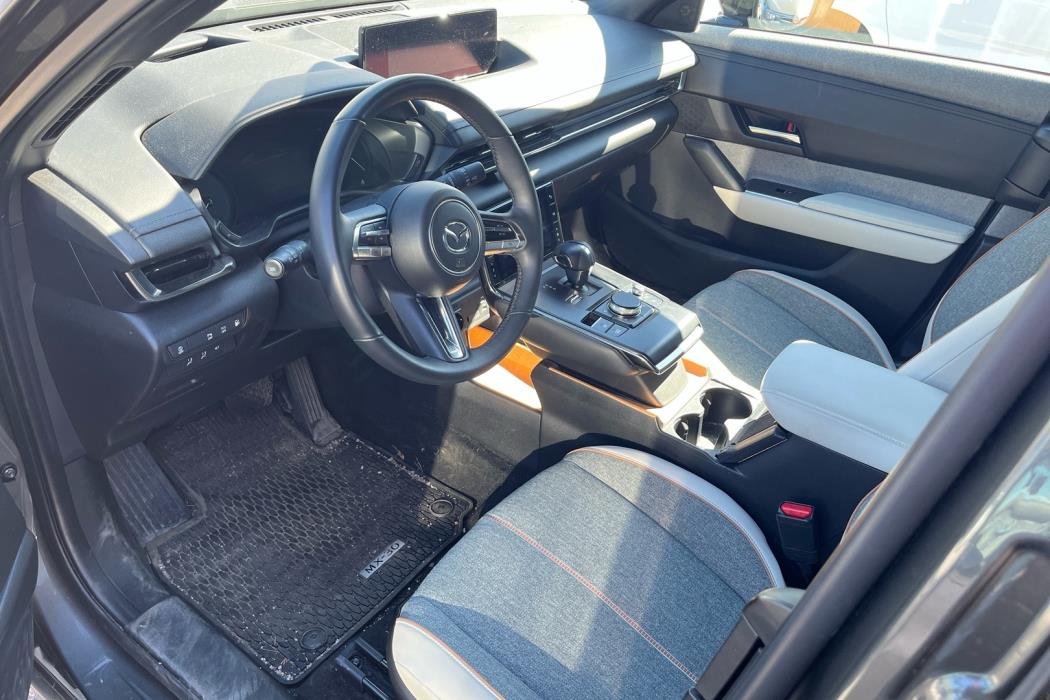 MAZDA MX-30 2024