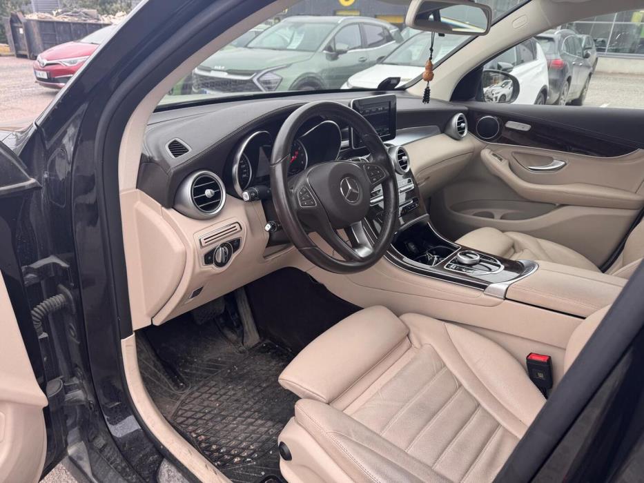 MERCEDES-BENZ GLC 2018