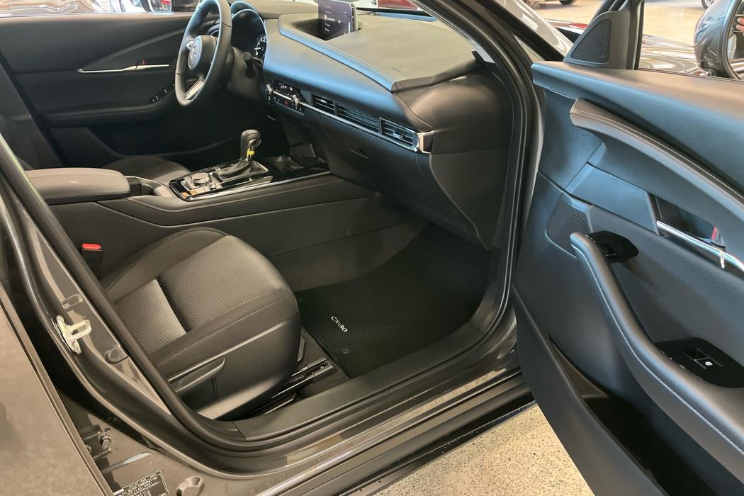 MAZDA CX-30 2026