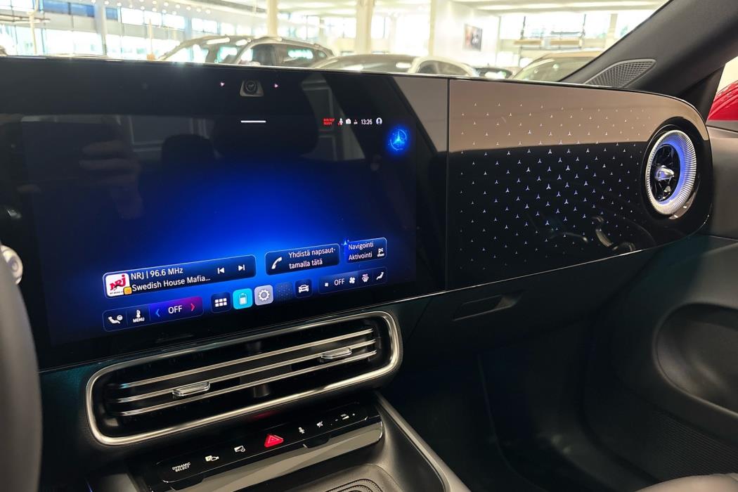 MERCEDES-BENZ CLA 2025