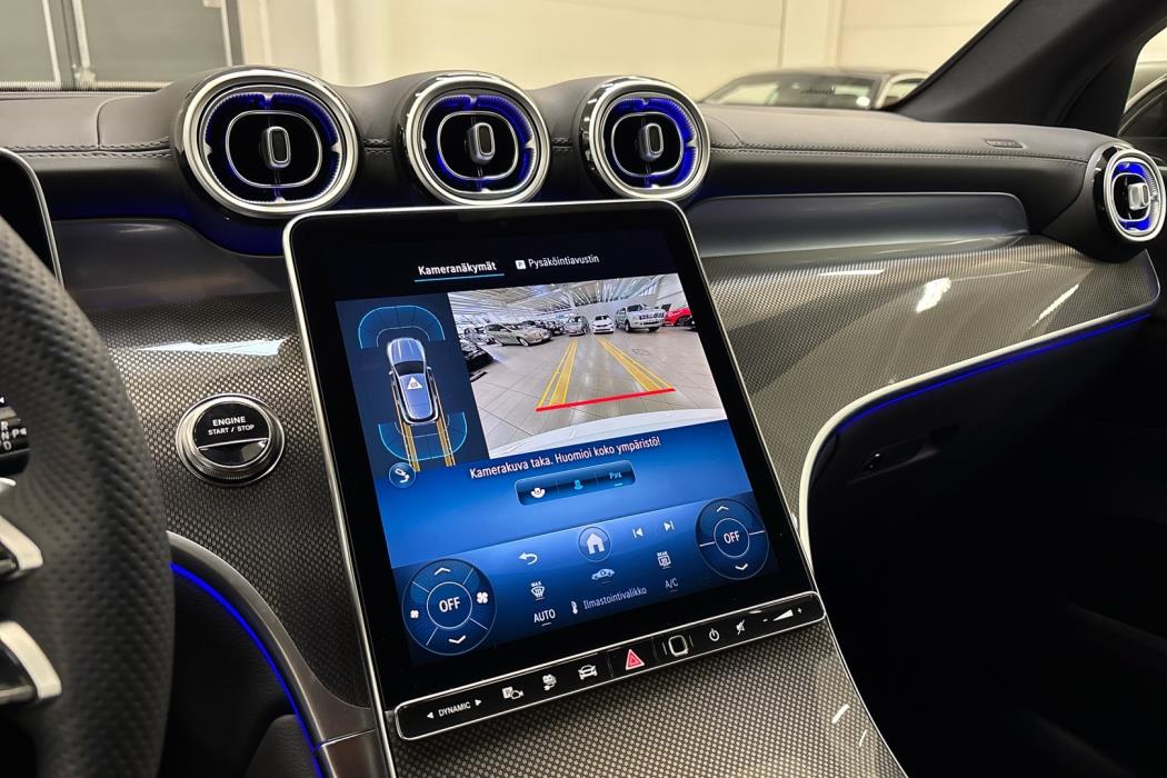 MERCEDES-BENZ GLC 2025