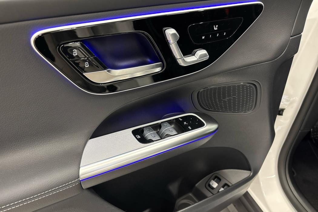 MERCEDES-BENZ GLC 2025