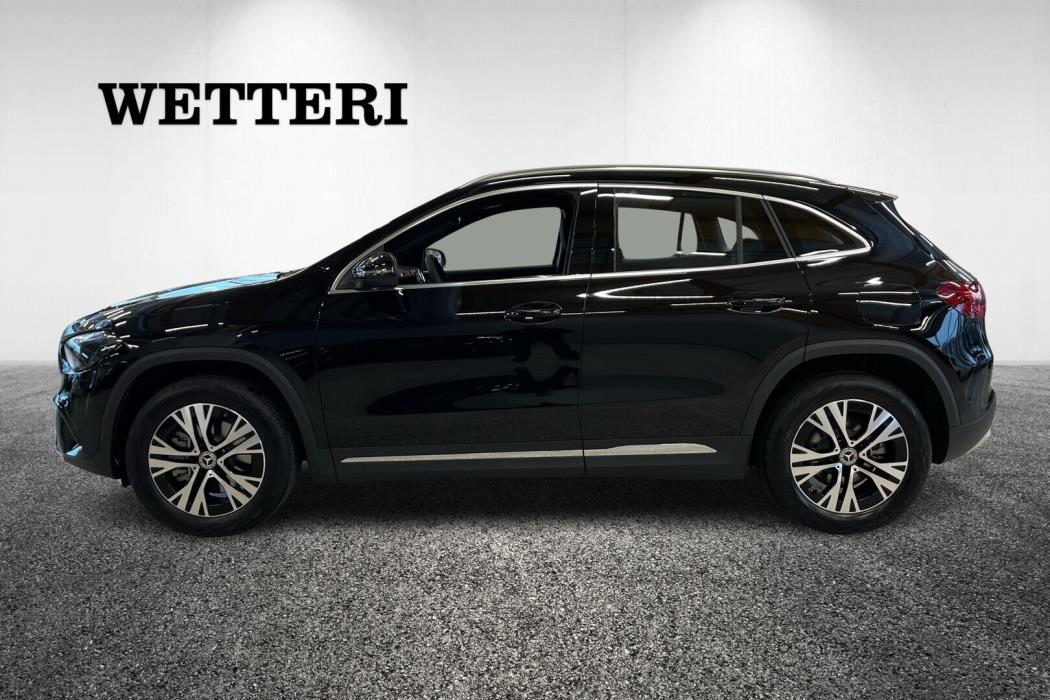 MERCEDES-BENZ GLA 2026