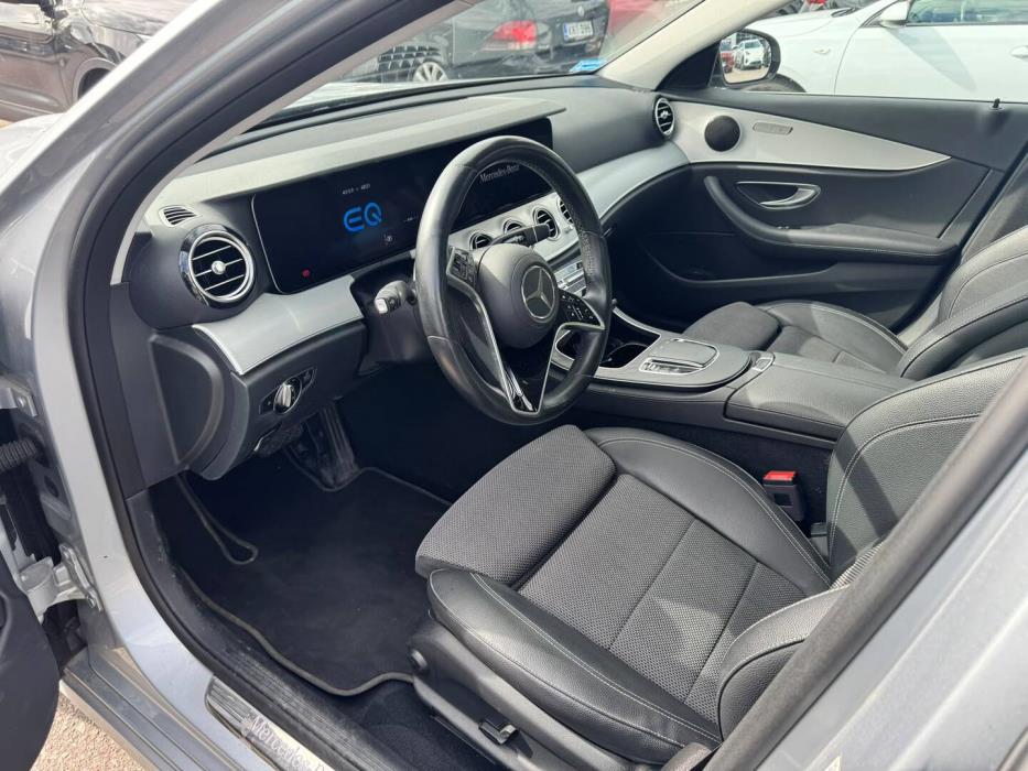 MERCEDES-BENZ E 2021