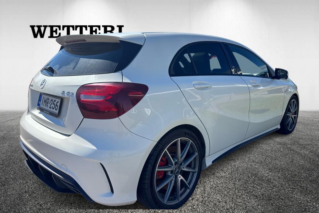MERCEDES-BENZ A 45 AMG 2017