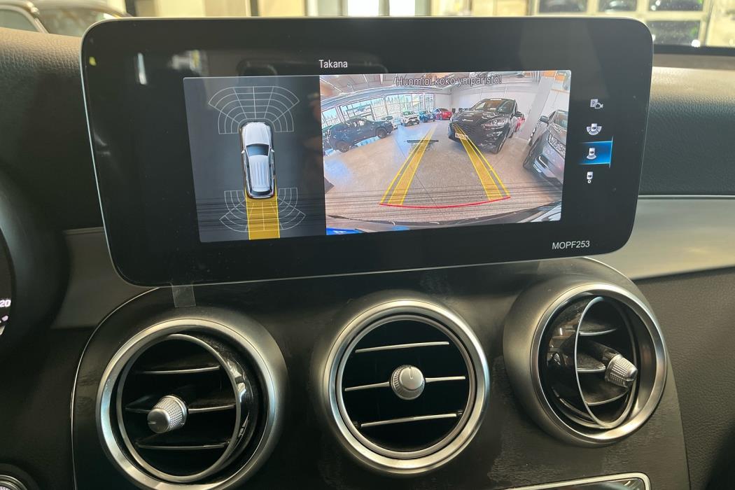 MERCEDES-BENZ GLC 2020