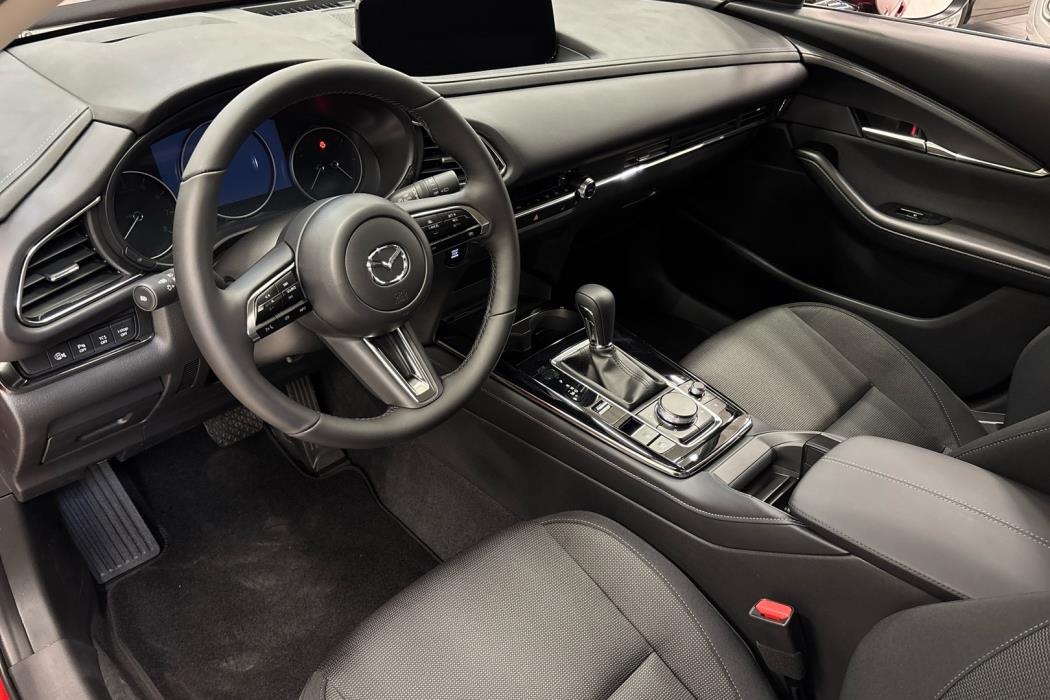 MAZDA CX-30 2025