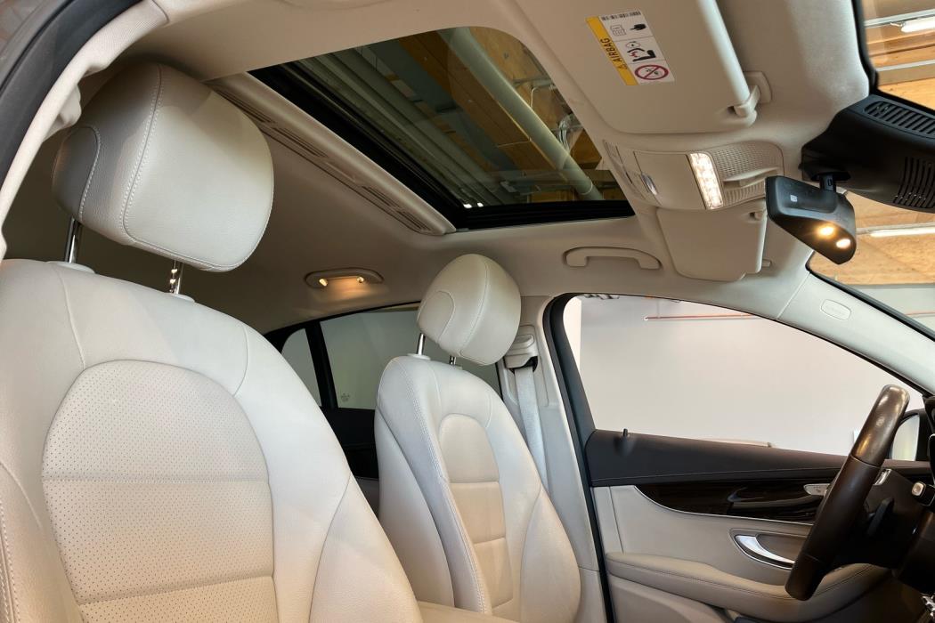 MERCEDES-BENZ GLC 2020