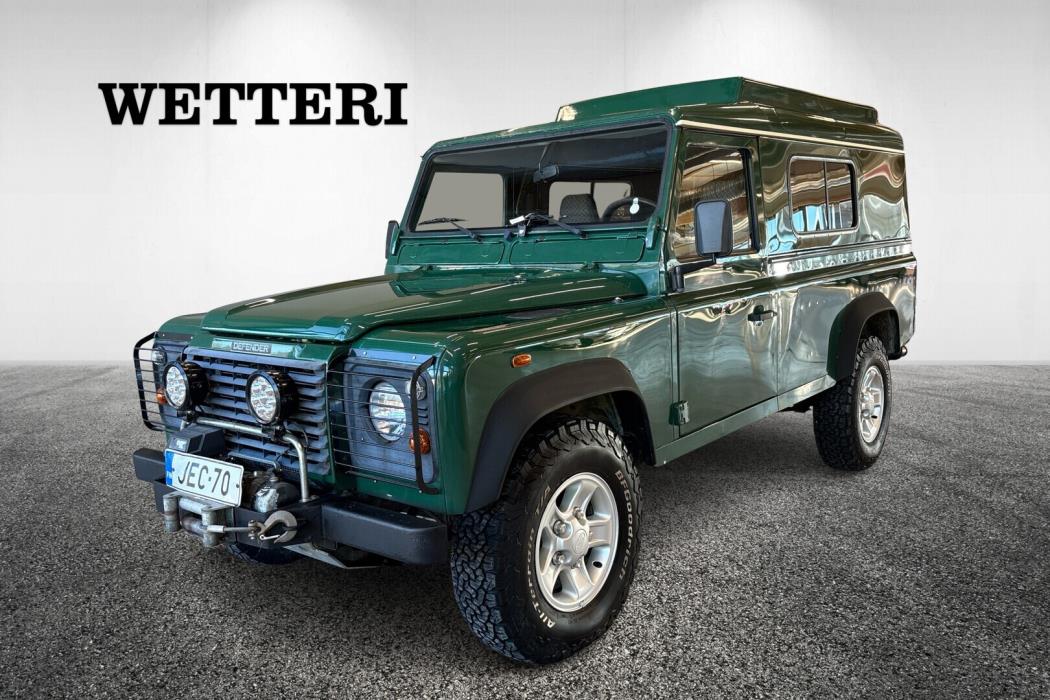 LAND ROVER Defender 2003