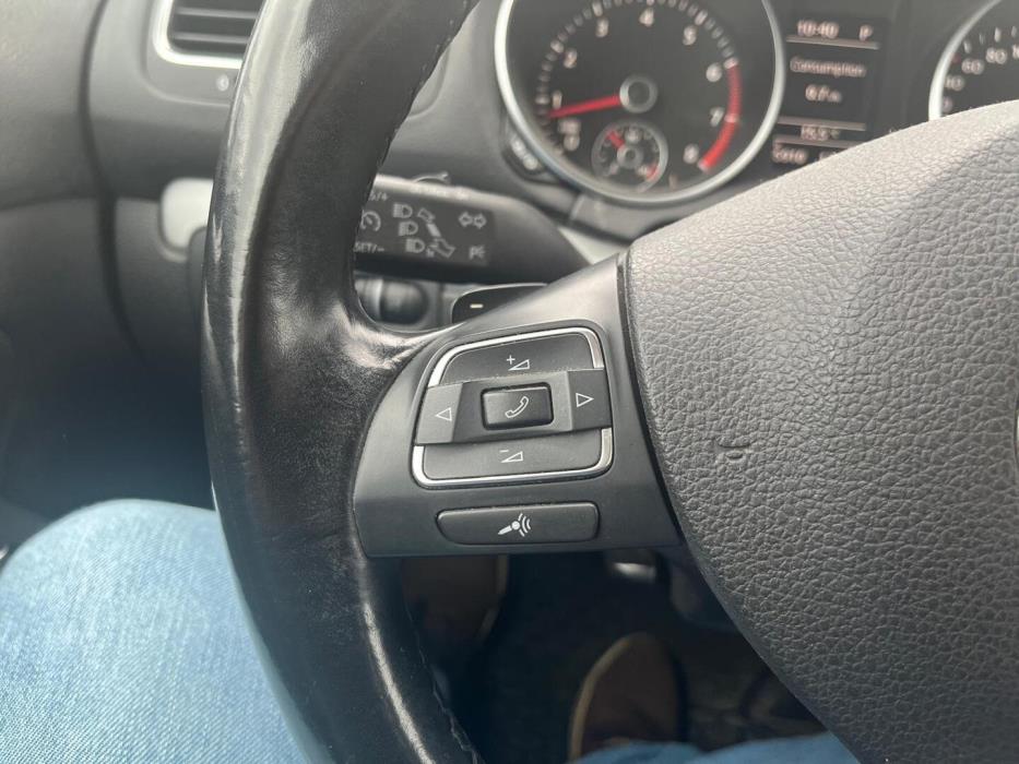 VOLKSWAGEN Golf 2013