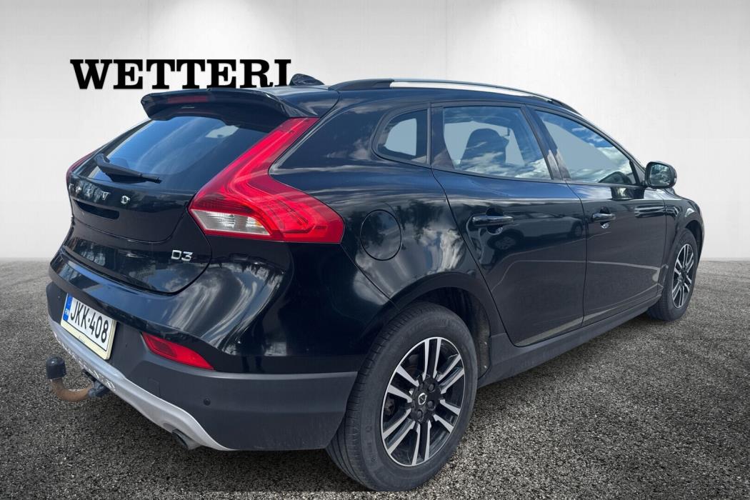 VOLVO V40 Cross Country 2017