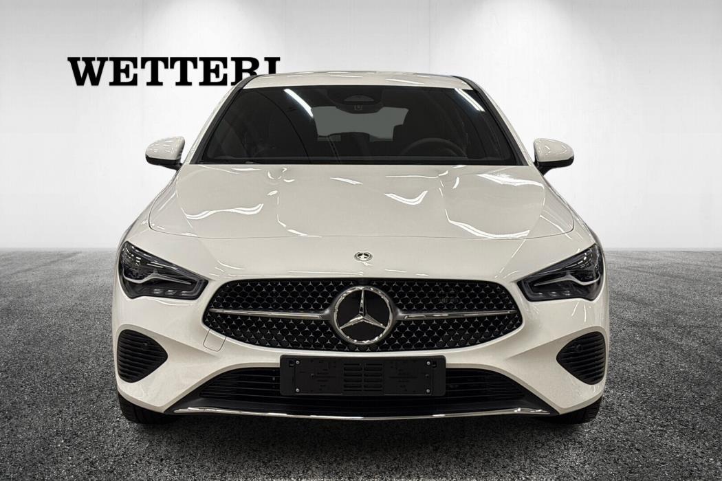 MERCEDES-BENZ CLA 2025