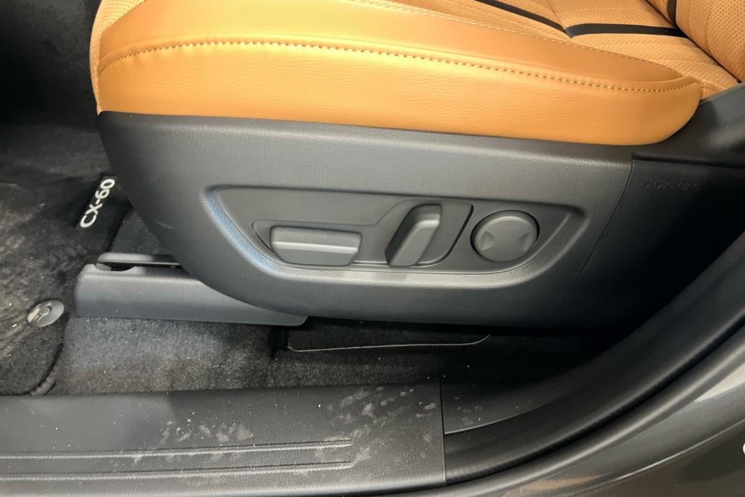 MAZDA CX-60 2026