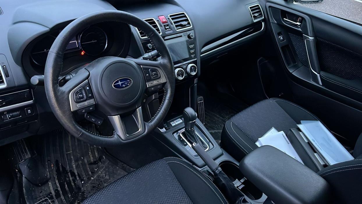 SUBARU Forester 2018