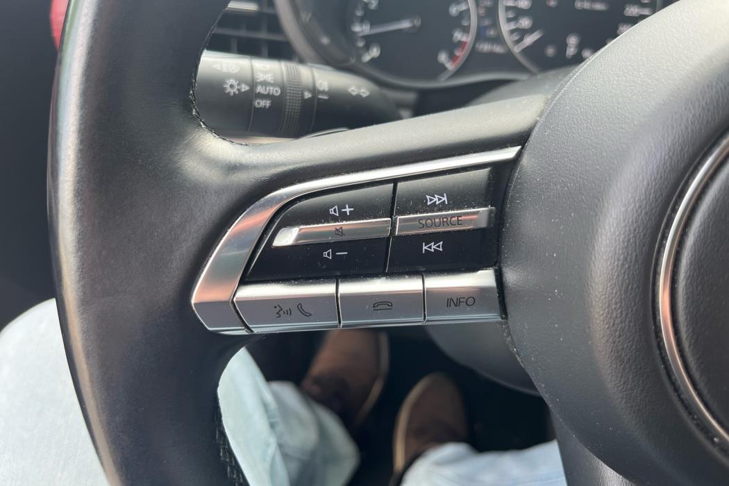 MAZDA Mazda3 2019