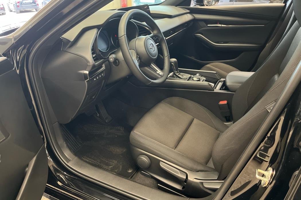 MAZDA Mazda3 2026