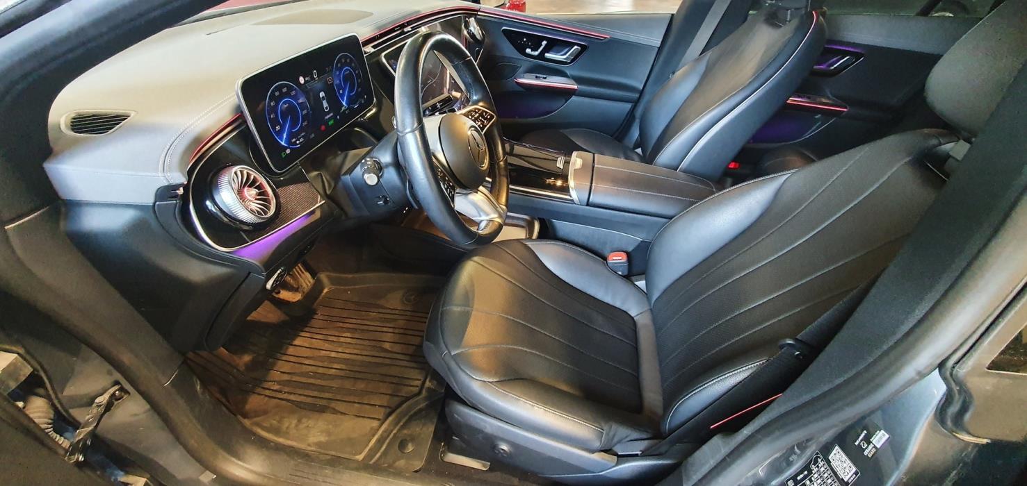 MERCEDES-BENZ EQE 2023