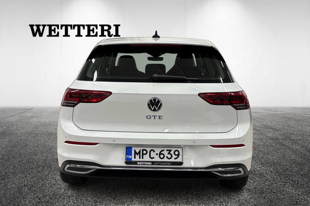 VOLKSWAGEN Golf 2021