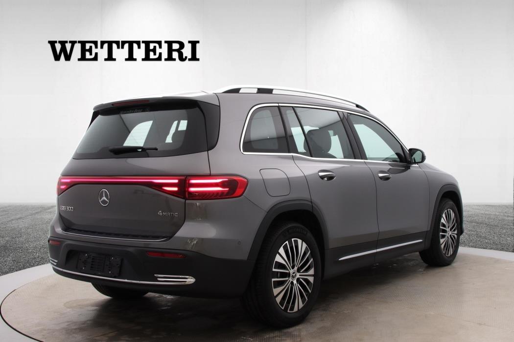 MERCEDES-BENZ EQB 2025