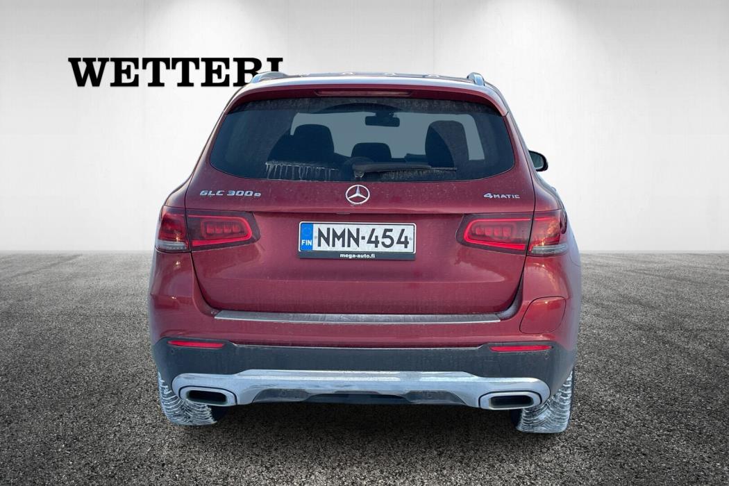 MERCEDES-BENZ GLC 2022