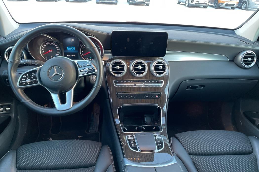 MERCEDES-BENZ GLC 2022