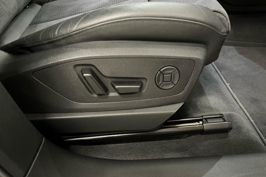AUDI e-tron 2022