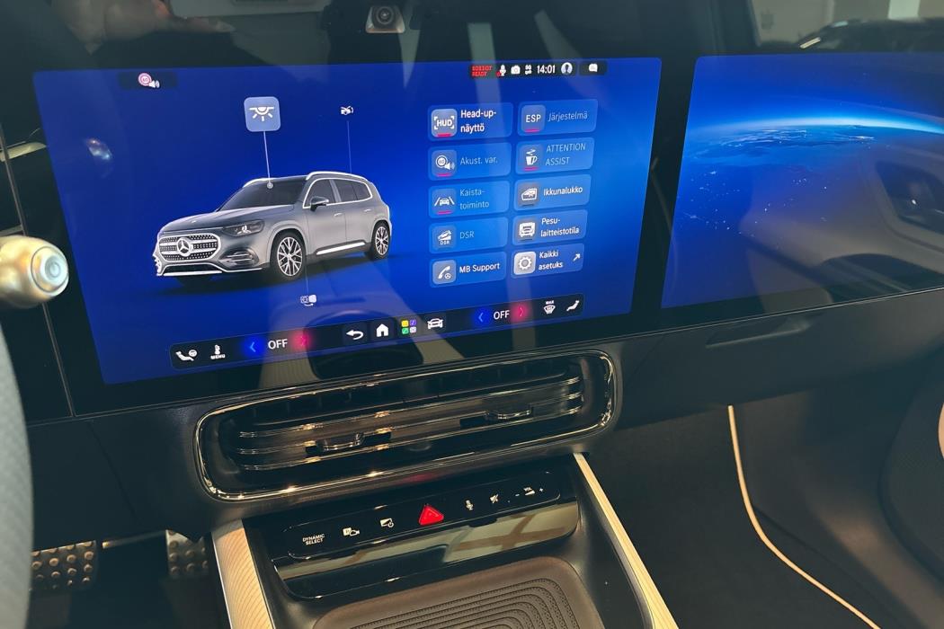 MERCEDES-BENZ GLB 2026