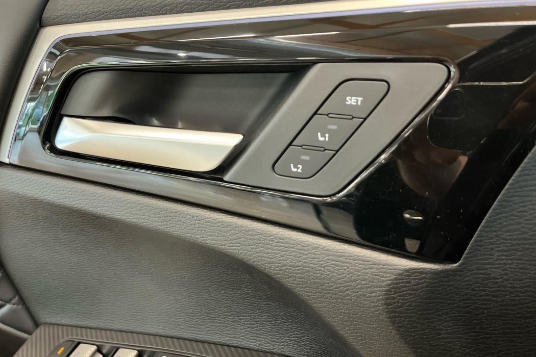 MITSUBISHI Outlander 2026