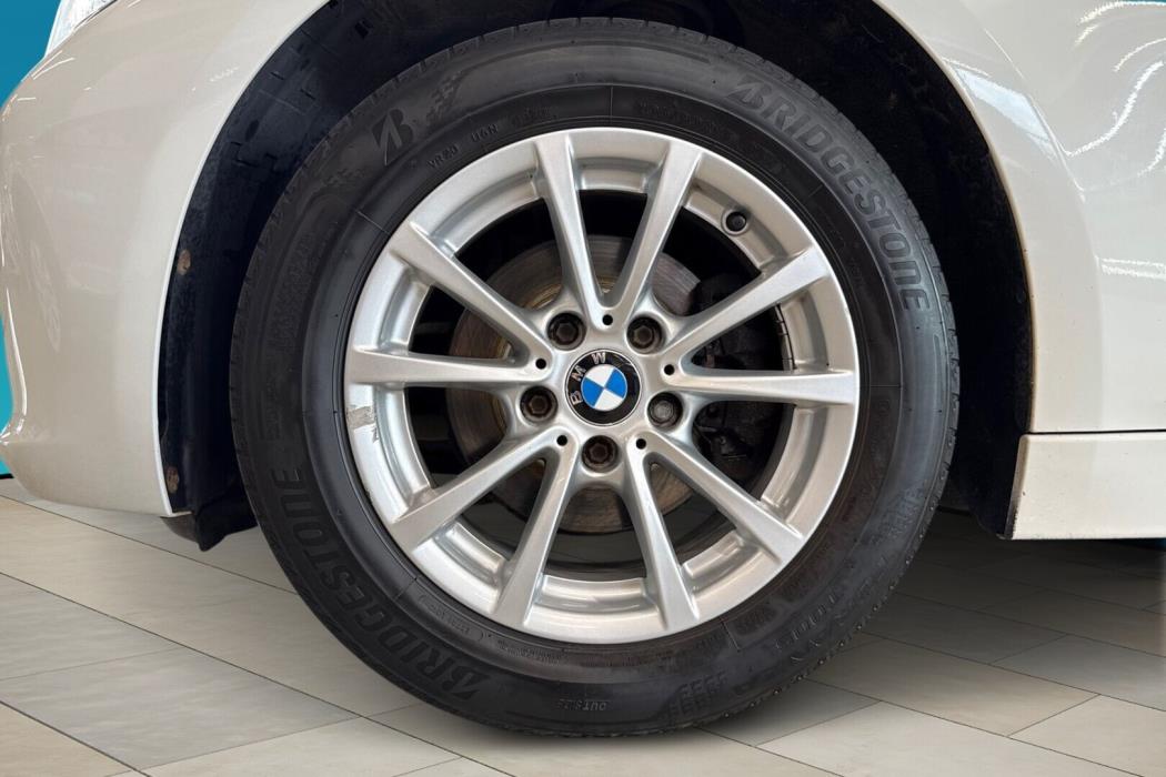 BMW 318 2013
