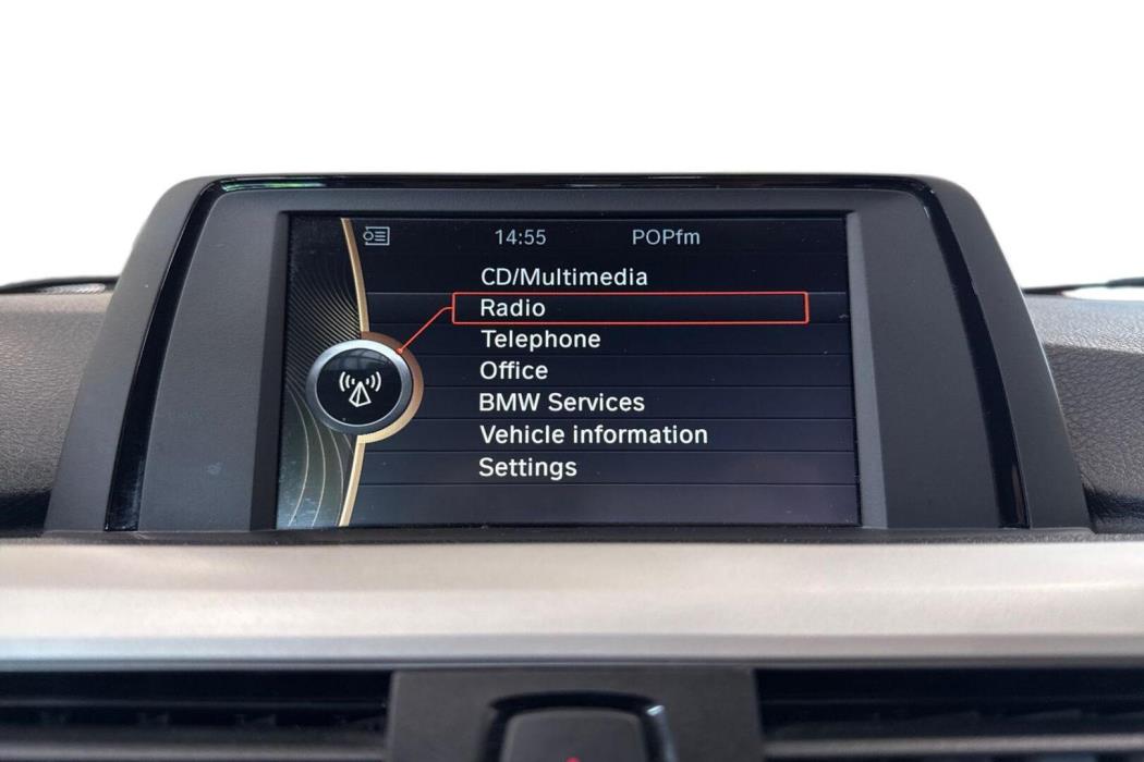 BMW 318 2013