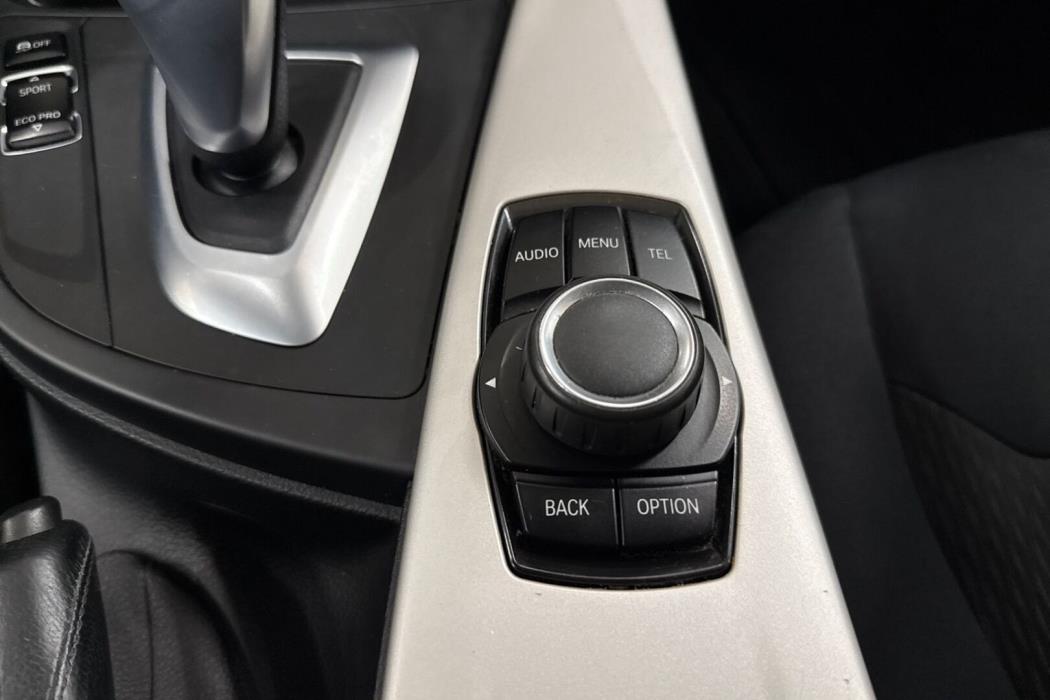 BMW 318 2013