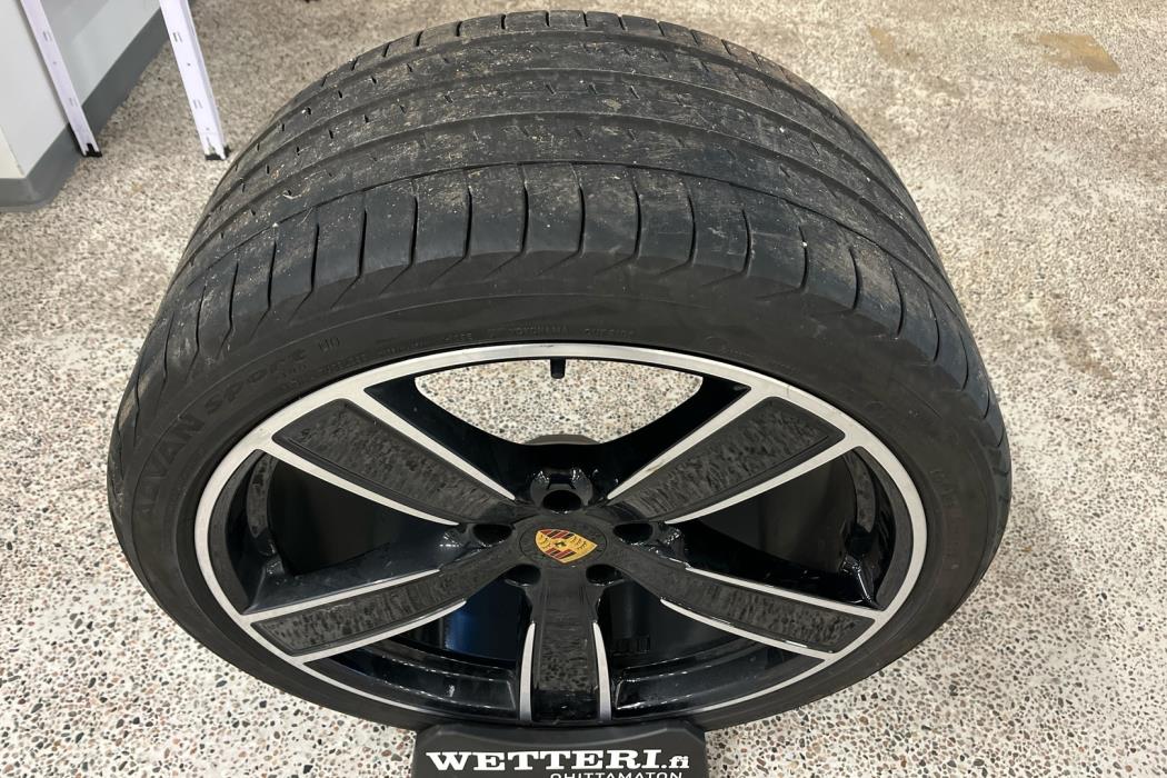 PORSCHE Cayenne 2022