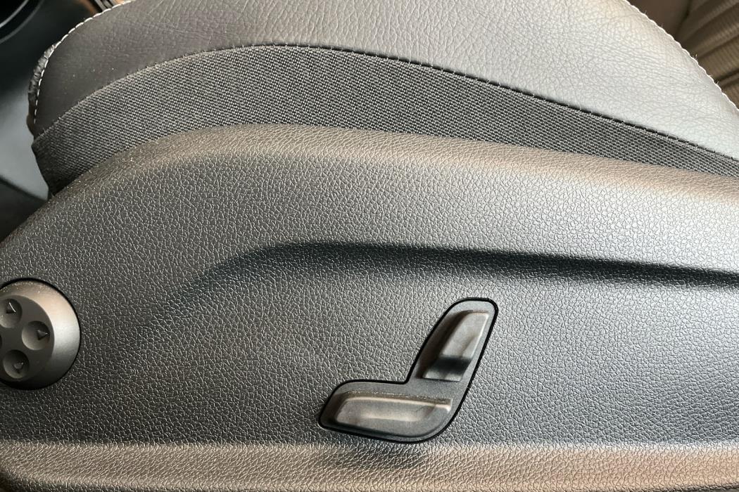 MERCEDES-BENZ C 2021