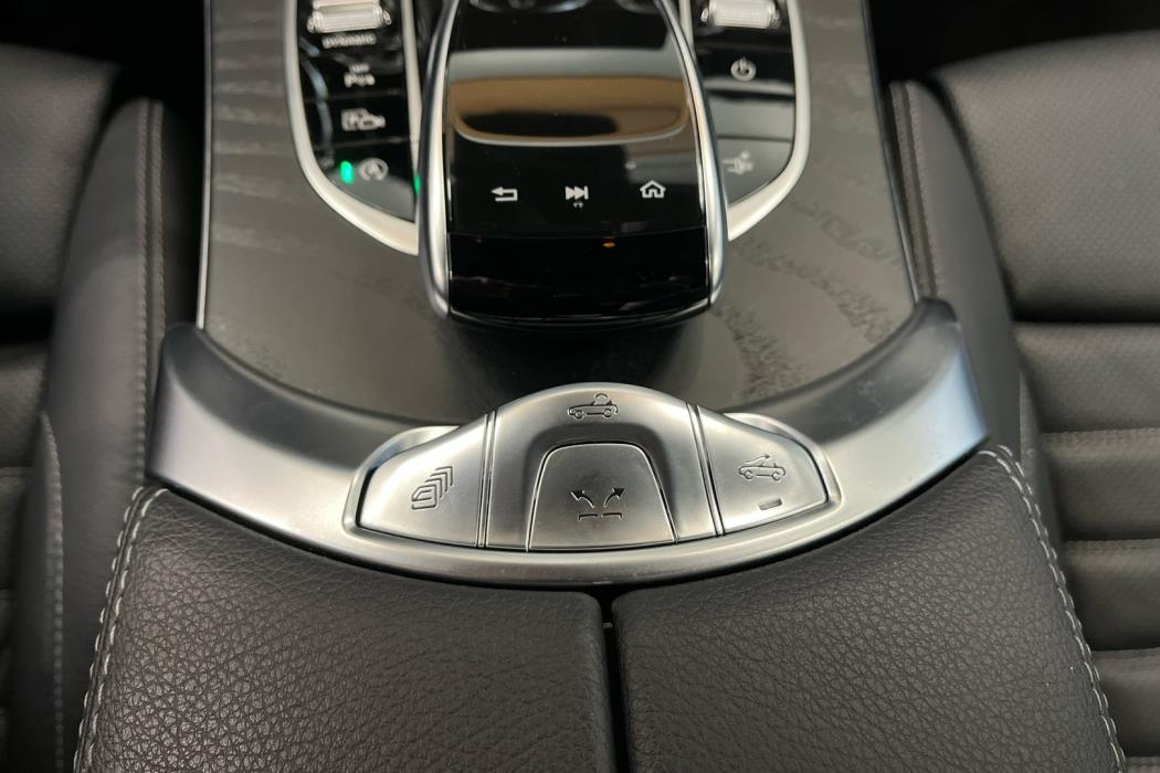 MERCEDES-BENZ C 2021