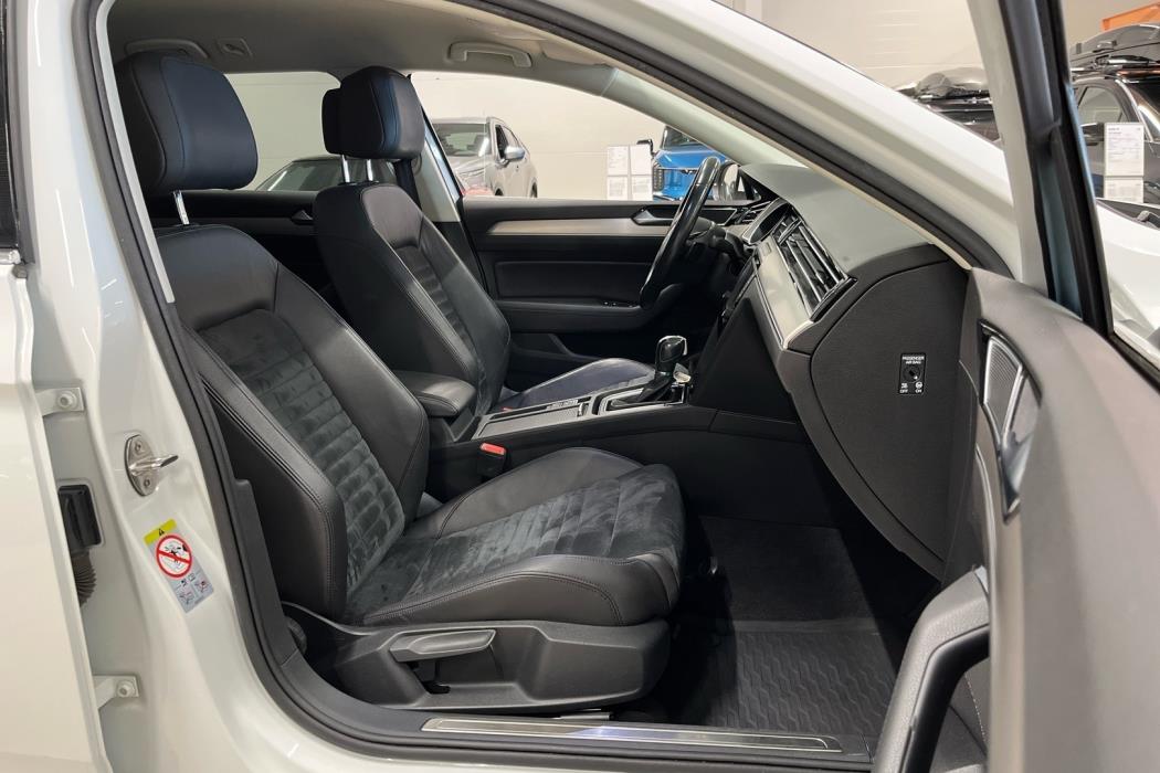 VOLKSWAGEN Passat 2017